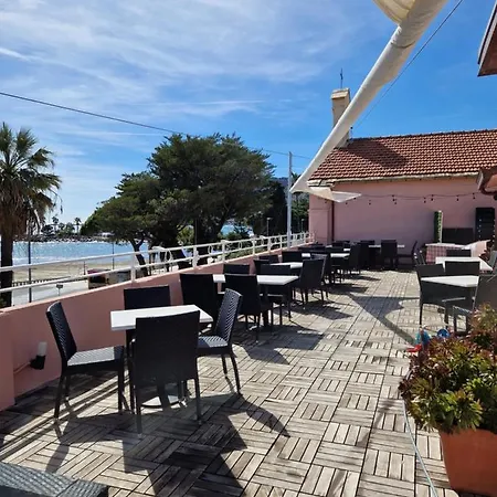 Vela Bianca H & R * Diano Marina