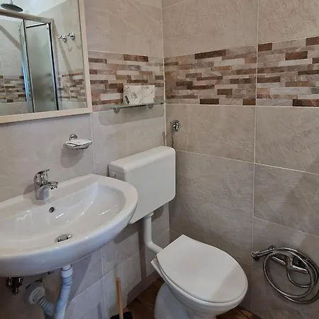 Vela Bianca H & R * Diano Marina