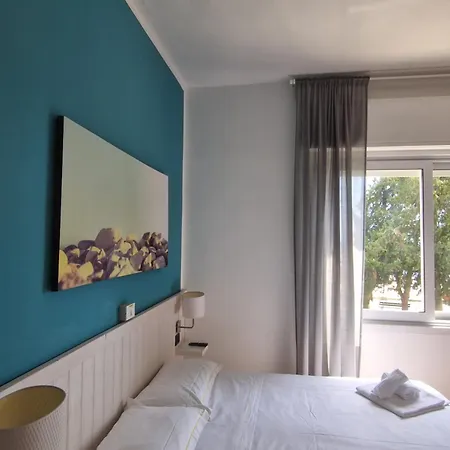 Hotel Vela Bianca H & R *