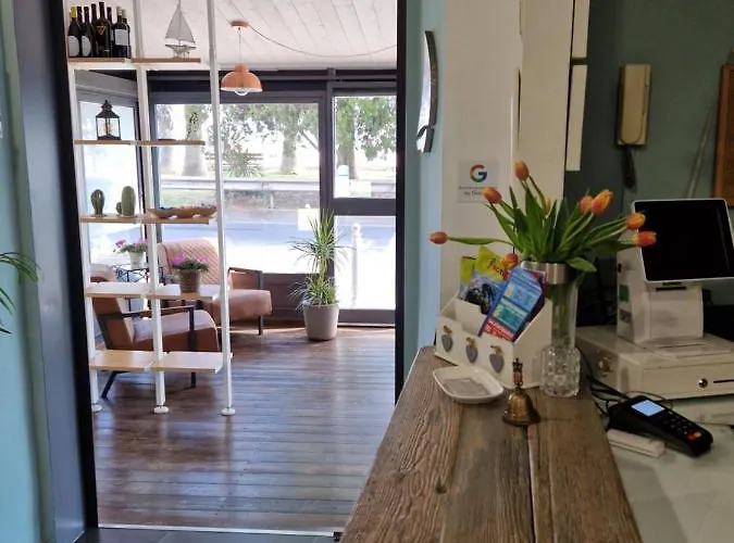 Vela Bianca H & R Hotel